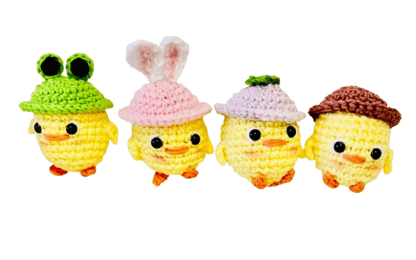 Pulcini di Pasqua amigurumi all'uncinetto fatti a mano