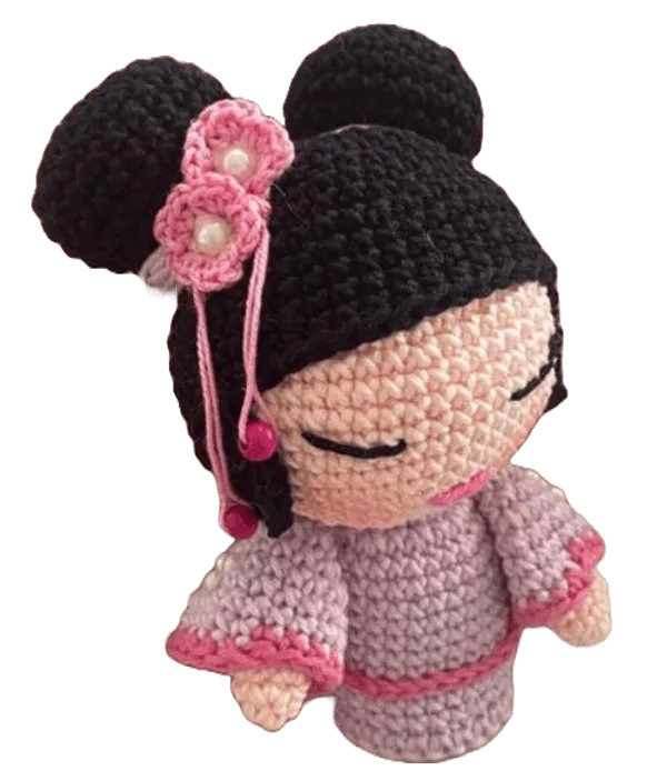 Kaori amigurumi all'uncinetto fatta a mano