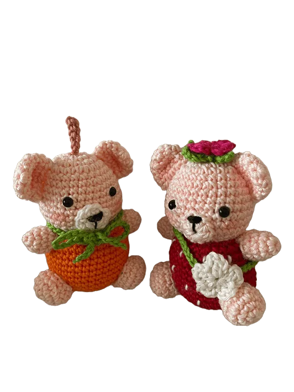 Fragolina e Zuccotto orsetti amigurumi all'uncinetto fatti a mano